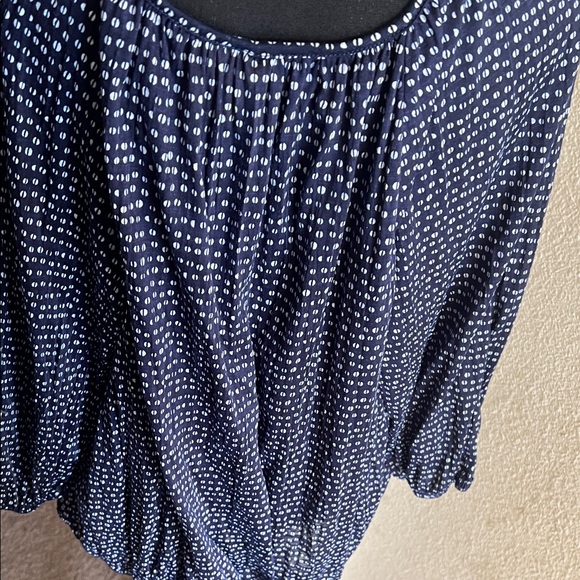 Faded Glory Navy and White Women's Blouse - Picture 3 of 3